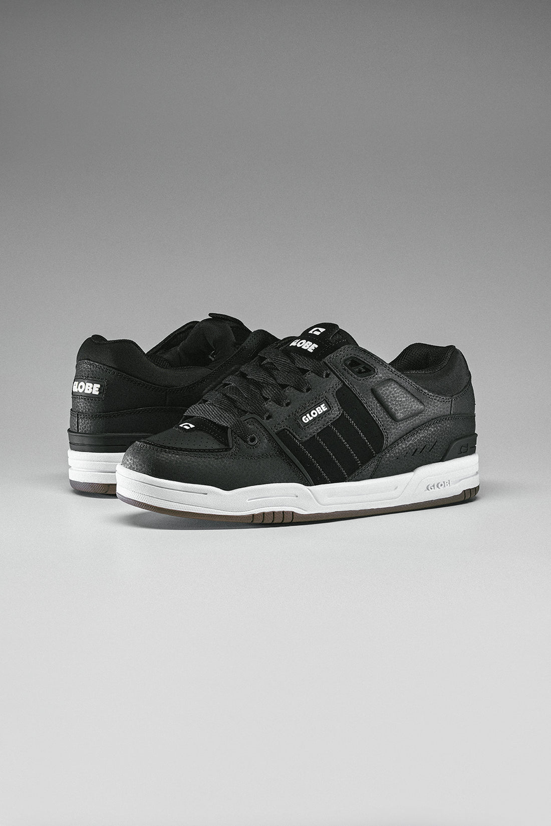 GLOBE SHOES FUSION BLK/WHITE/GUM SP26
