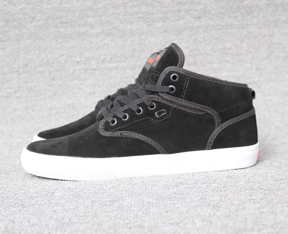 GLOBE SHOES TILT MOTLEY